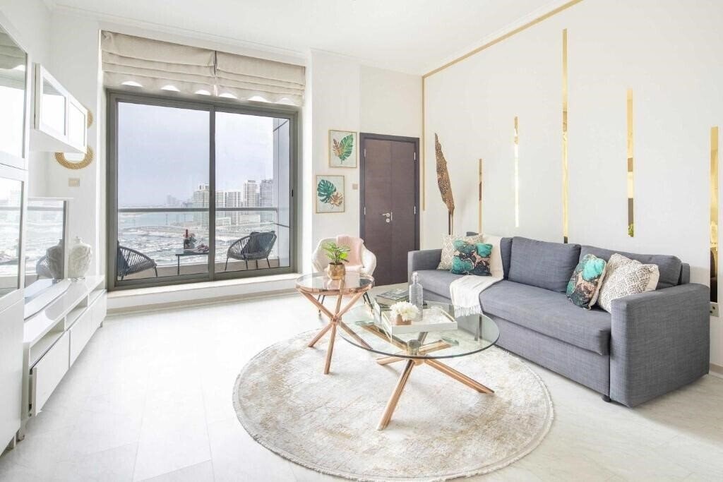 Отель Botanica Tower 4*