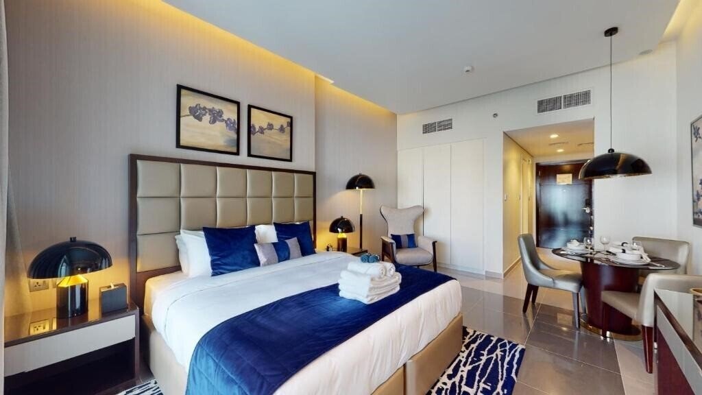 Изображение Majestine 1617 4*