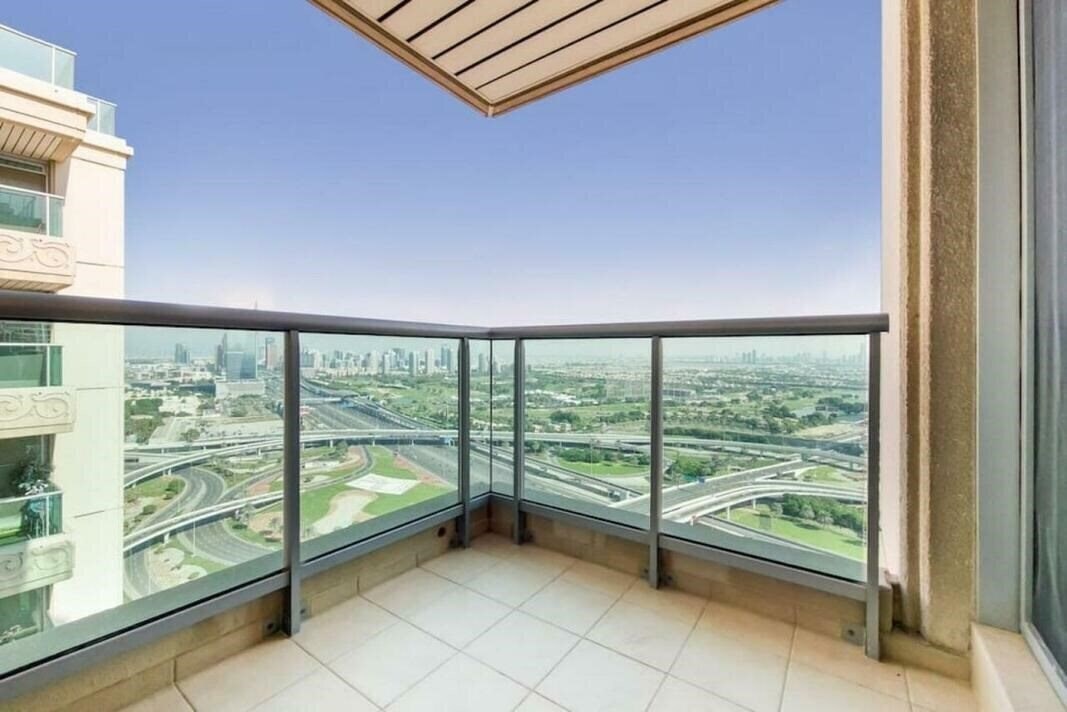 Панорама Mesk Tower Vacationer 4*