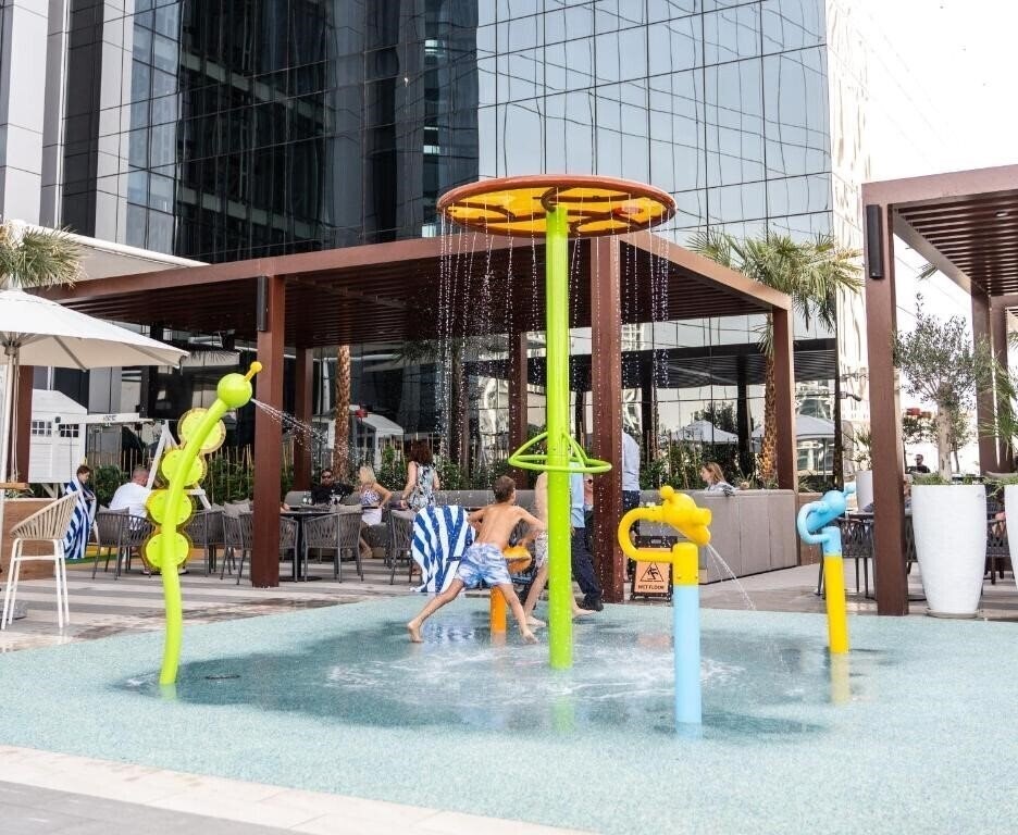 Панорама Local Dubai Jumeirah Village Triangle 4*