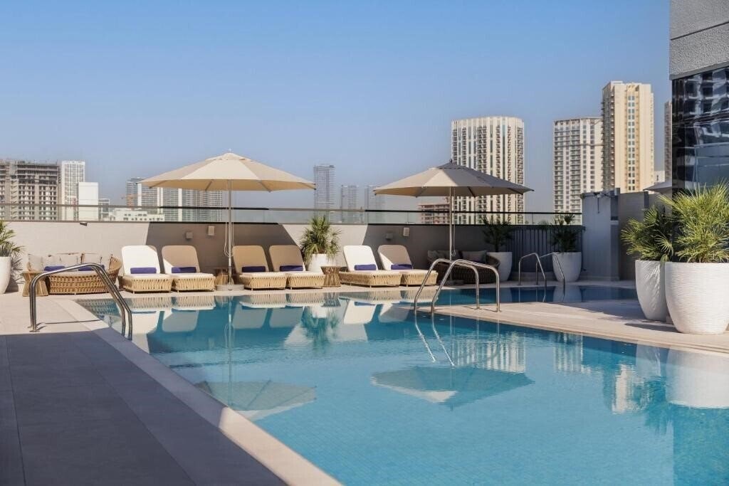 Фото Holiday Inn Dubai Village Circle by IHG (ex. Hotel Avalon Dubai Jumeirah Village Circle) 3*