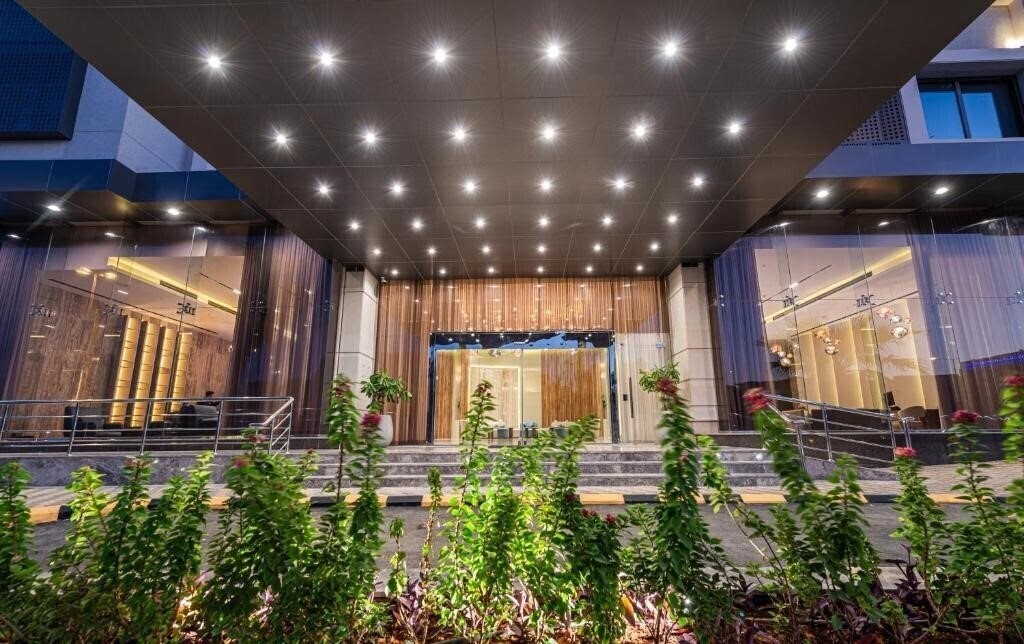 Территория Oyo 114 Voyage Hotel 3*