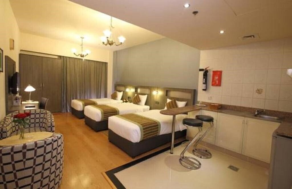 Панорама Florida City Hotel Apartments (ex. Flora Hotel Apartments) 3*