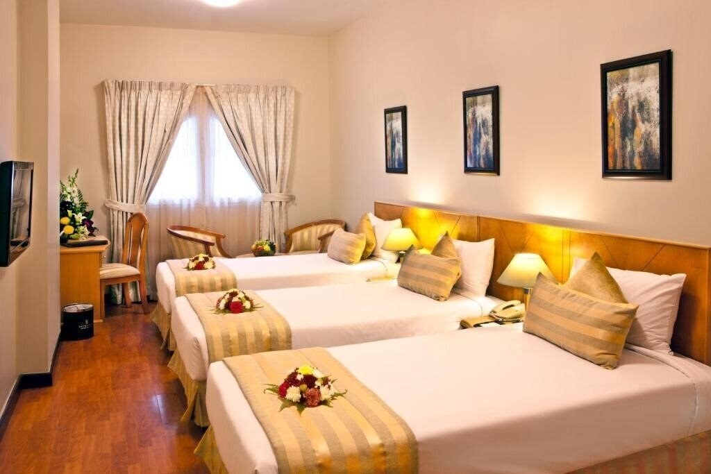 Апартаменты Landmark Plaza 3*