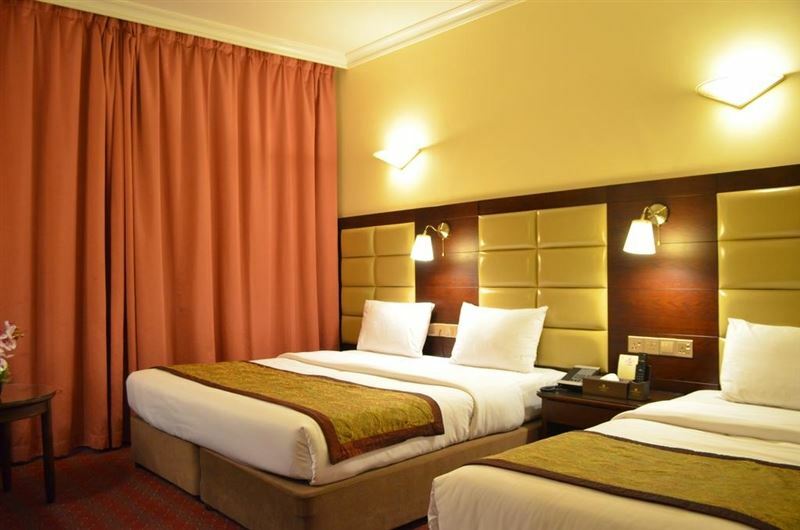 Фото Orchid Hotel 3*