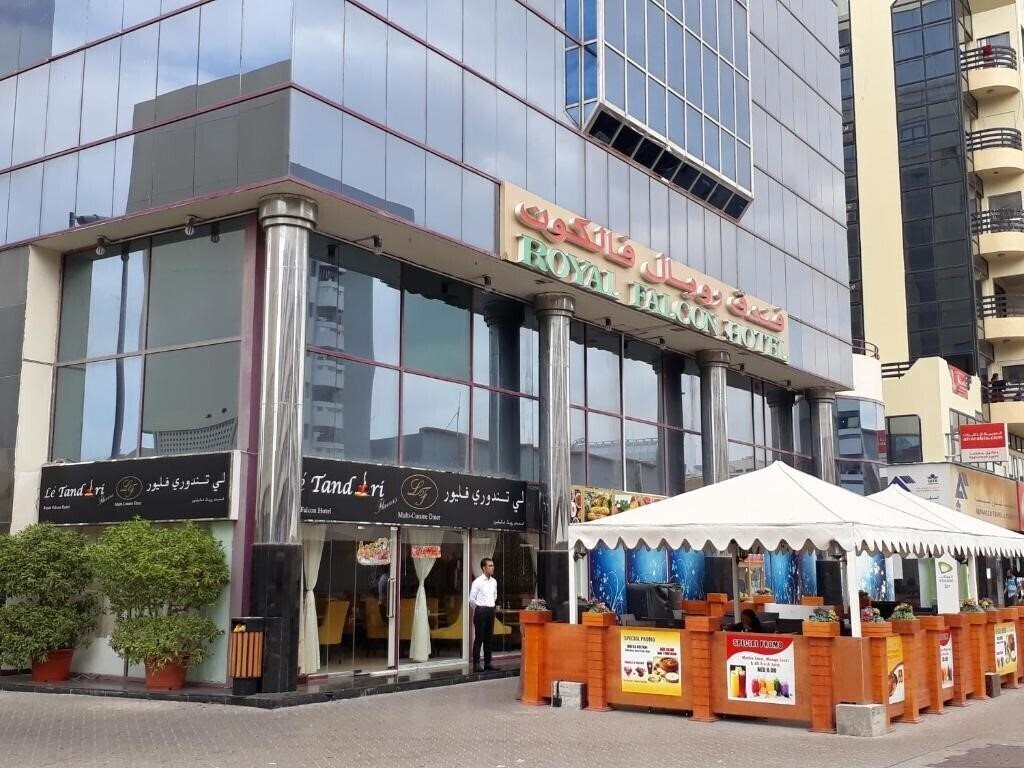 Вид Royal Falcon 2*