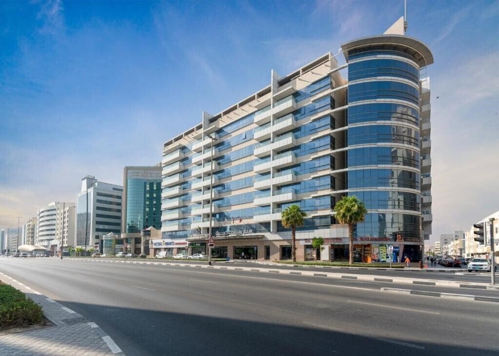 Территория Star Metro Deira Hotel Apartments апартаменты