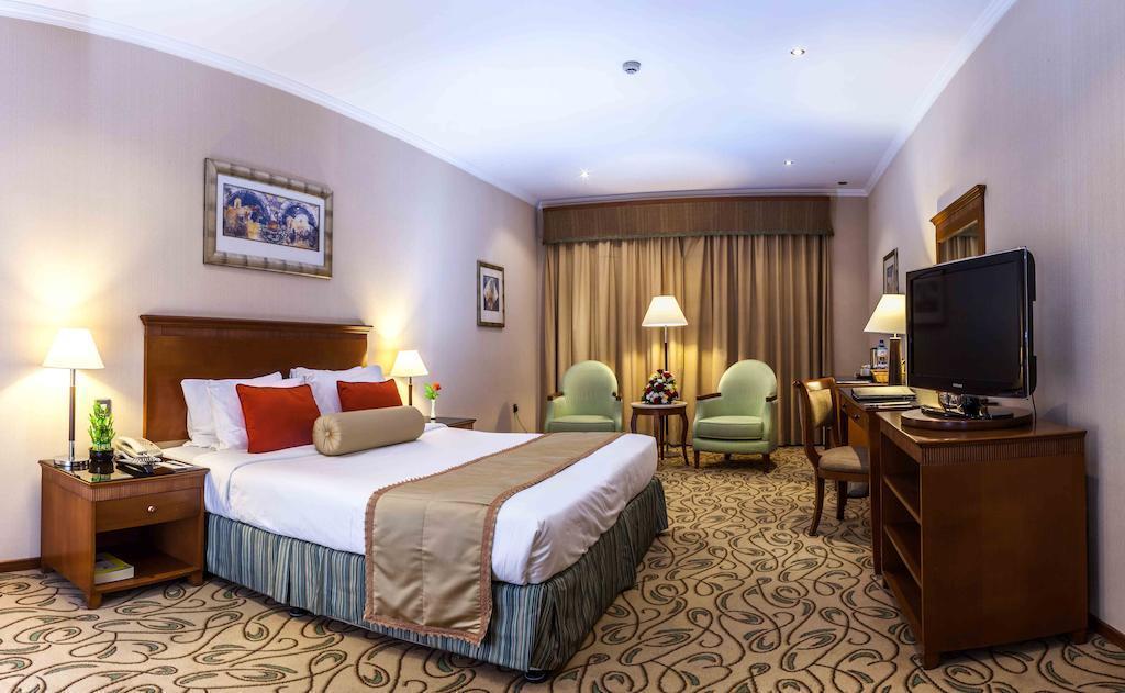 Картинка The Country Club Hotel 4*