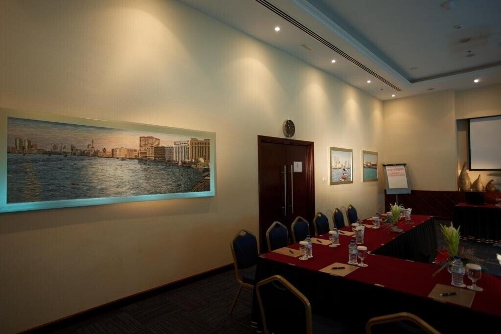 Вид Tamani Hotel Marina 5*