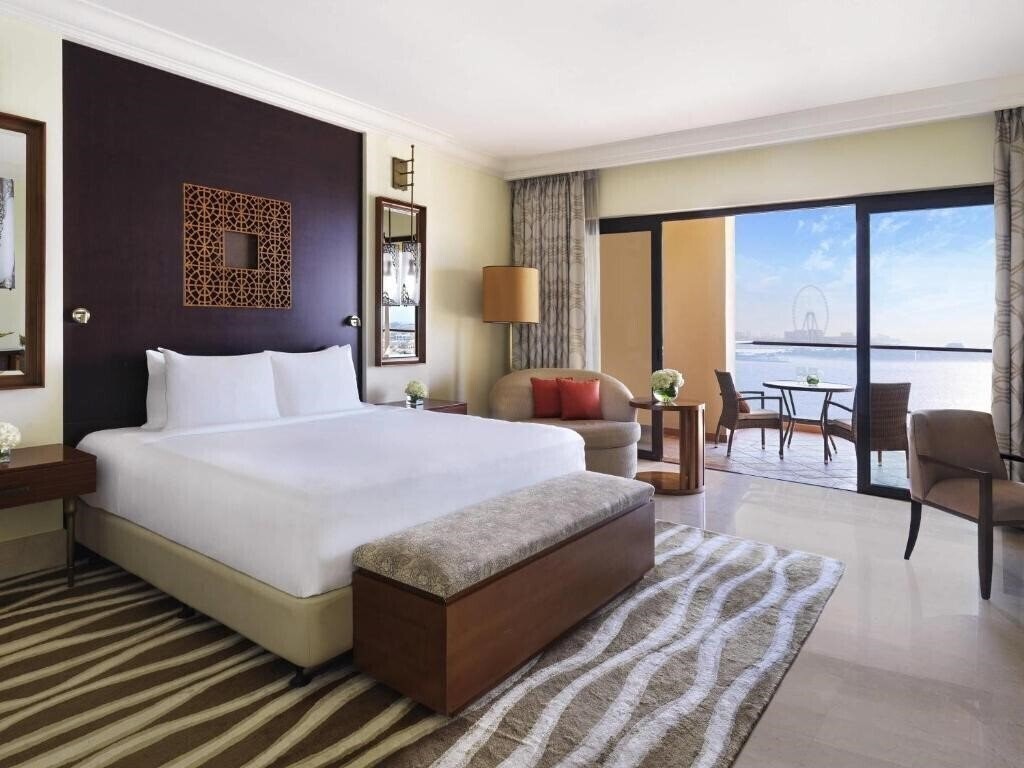 Вид Fairmont The Palm Dubai 5*