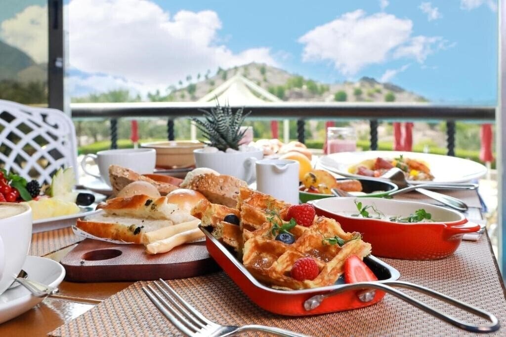 Апартаменты Hatta Fort Hotel 5*