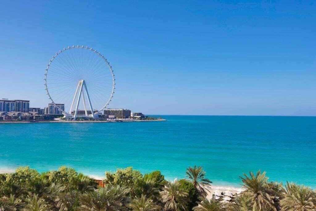 Апартаменты Hilton Dubai Jumeirah Beach 5*