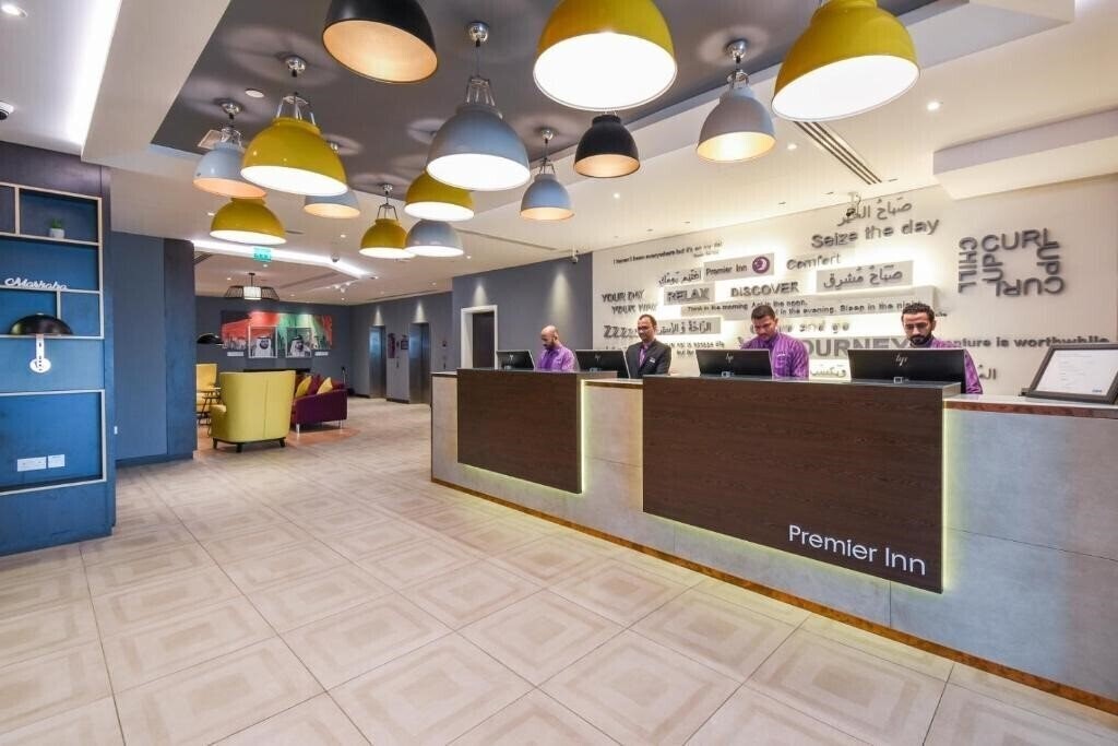 Апартаменти Premier Inn Dubai International Airport 3*