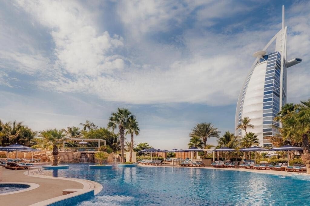 Зображення Jumeirah Beach Hotel 5*