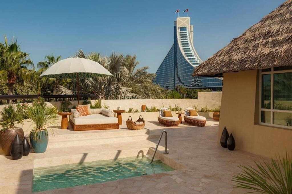 Вид Jumeirah Beach Hotel 5*