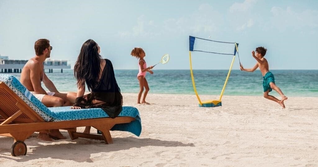 Територія Jumeirah Beach Hotel 5*