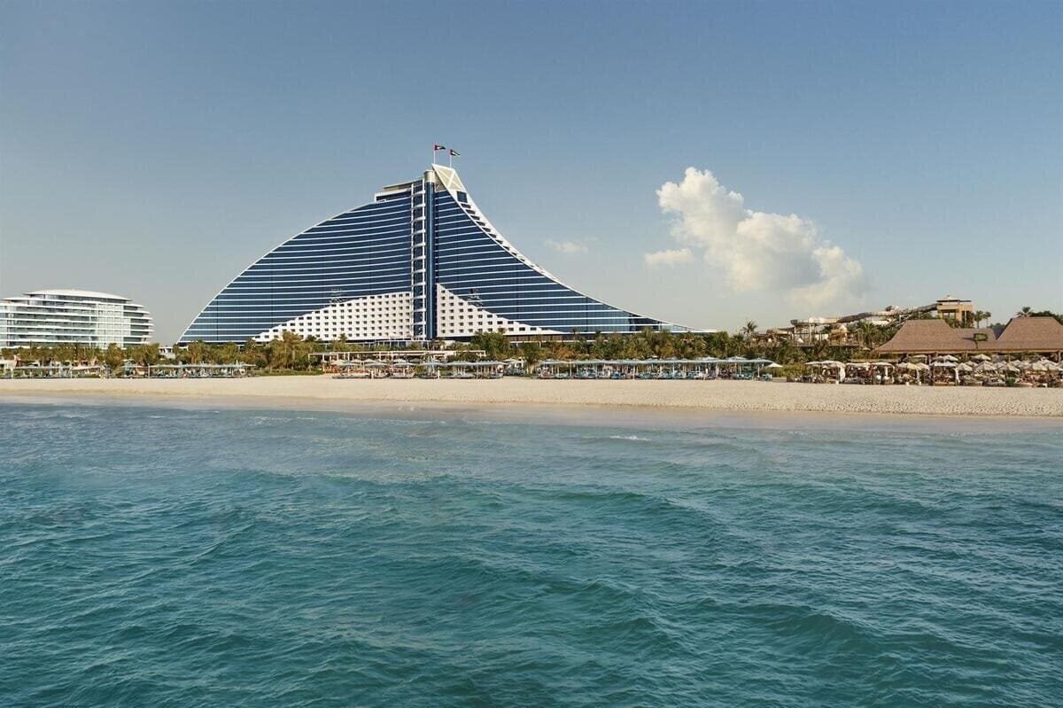Готель Jumeirah Beach Hotel (ex. Beach Hotel, Jumeirah Beach Hotel & Beit Al Bahar Villas) 5*