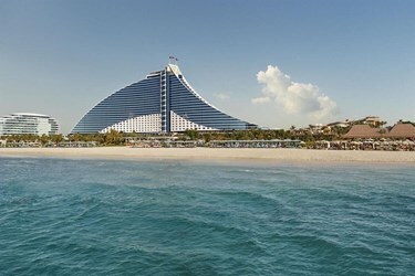 Отель Centara Mirage Beach Resort Dubai 4*