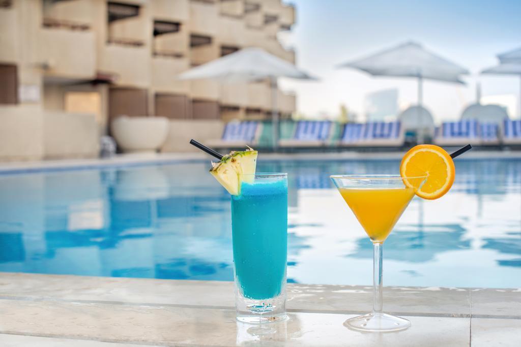 Фотографія Radisson Blu Dubai Deira Creek 4*