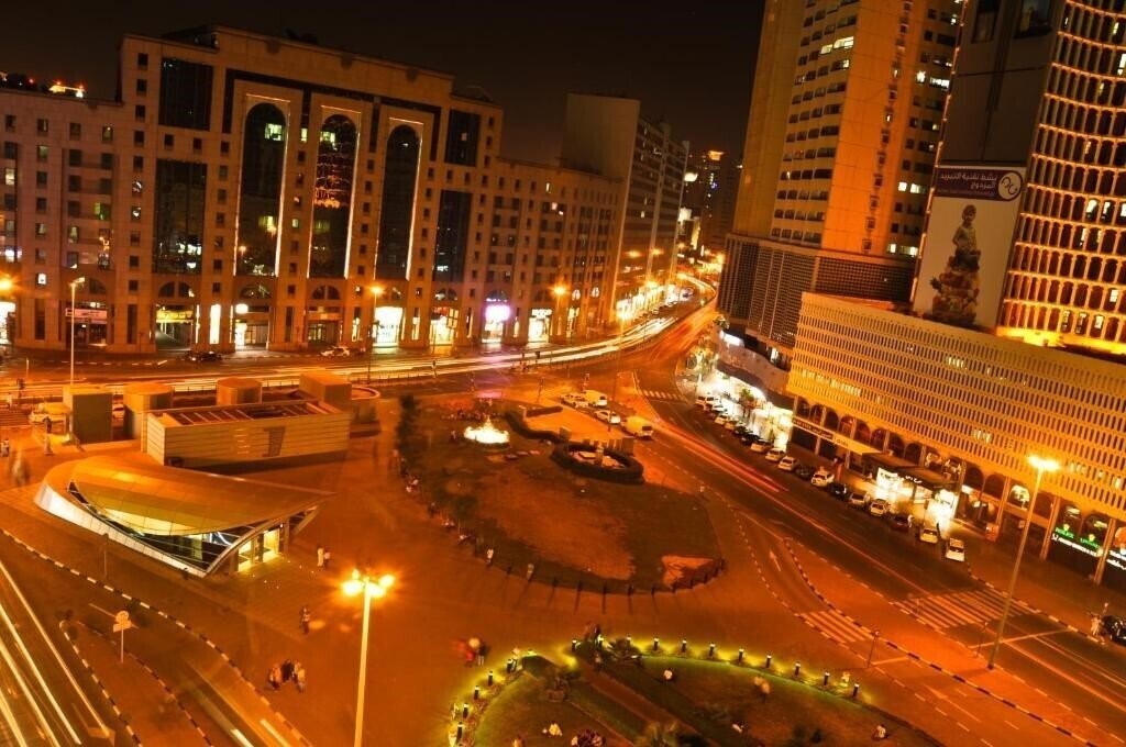 Панорама Phoenicia Hotel 2*