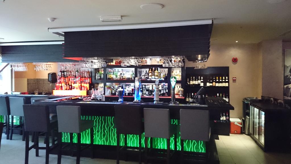 Вид Sandras Inn 3*