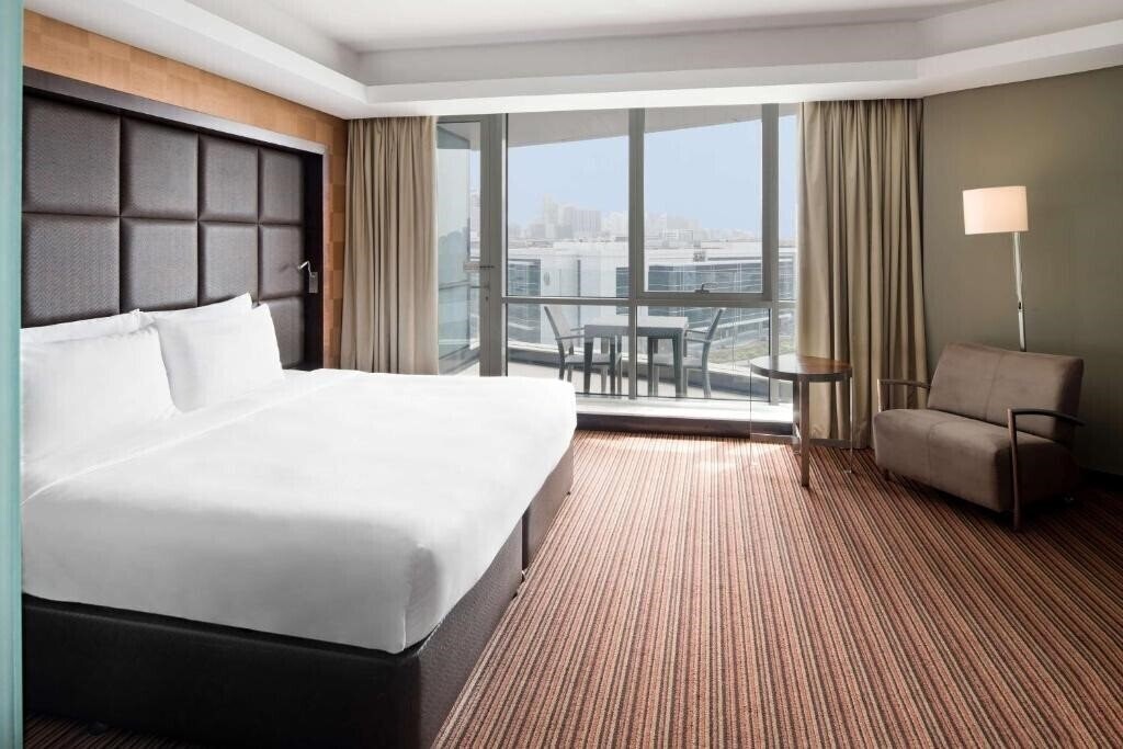 Вид Radisson Blu Hotel, Dubai Media City (ex. Radisson SAS Hotel Dubai Media City) 4*
