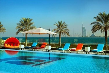 Готель Aavri Hotel 4*