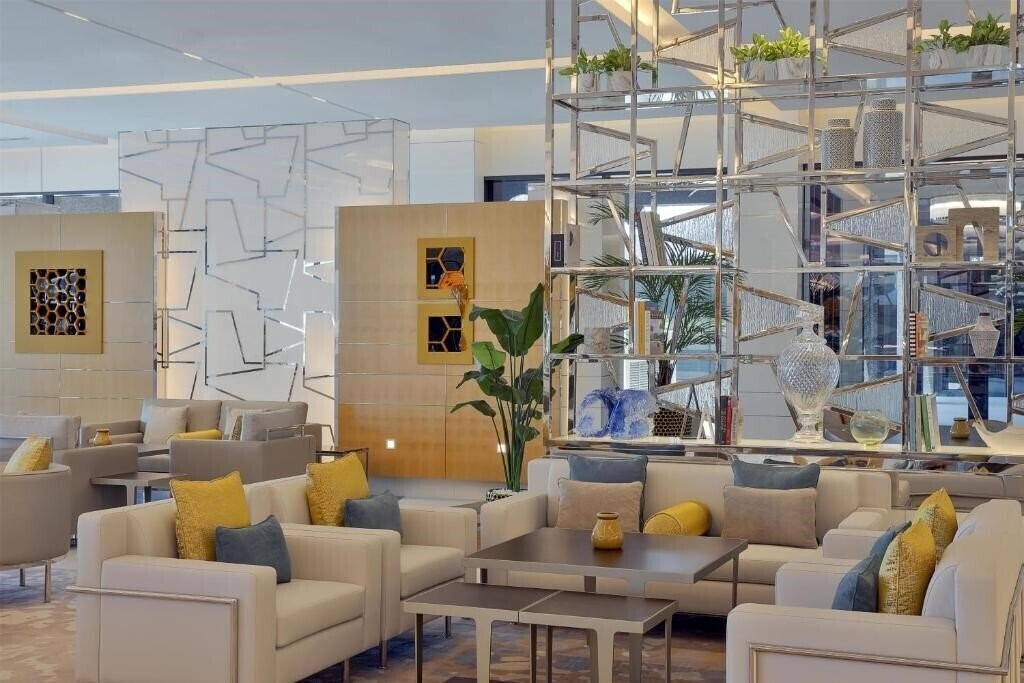 Панорама Hilton Dubai Palm Jumeirah 5*