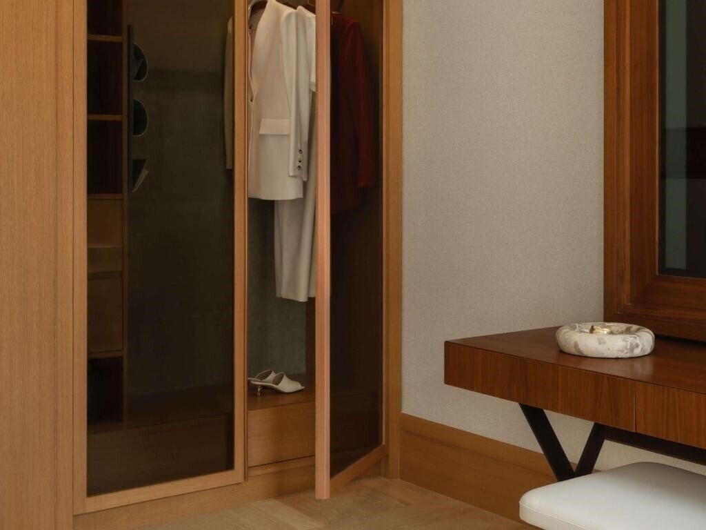 Вид Delano Dubai  Deluxe (ex. Bluewaters Beach Hotel Dubai) 5*