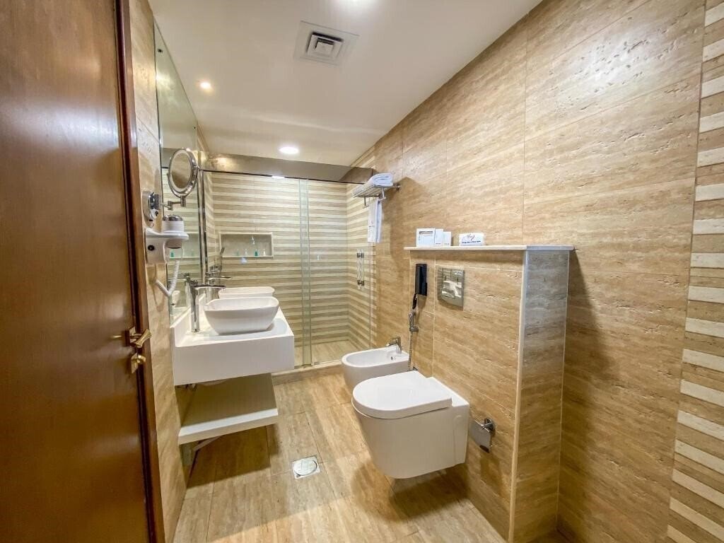 Вид Mirage Bab Al Bahr Beach Hotel (ex. Mirage Bab Al Bahr Tower & Resort) 5*