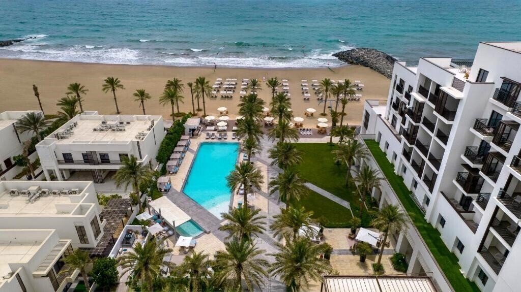Апартаменты Palace Beach Resort Fujairah 5*