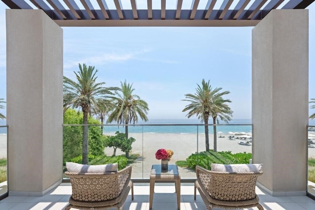 Панорама Address Beach Resort Fujairah 5*
