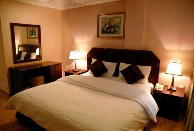 Територія Falcon Hotel Apartments 3*