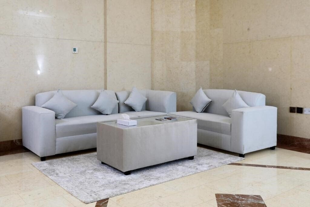 Апартаменты Sea Shore Hotel Apartment Khorfakkan 3*