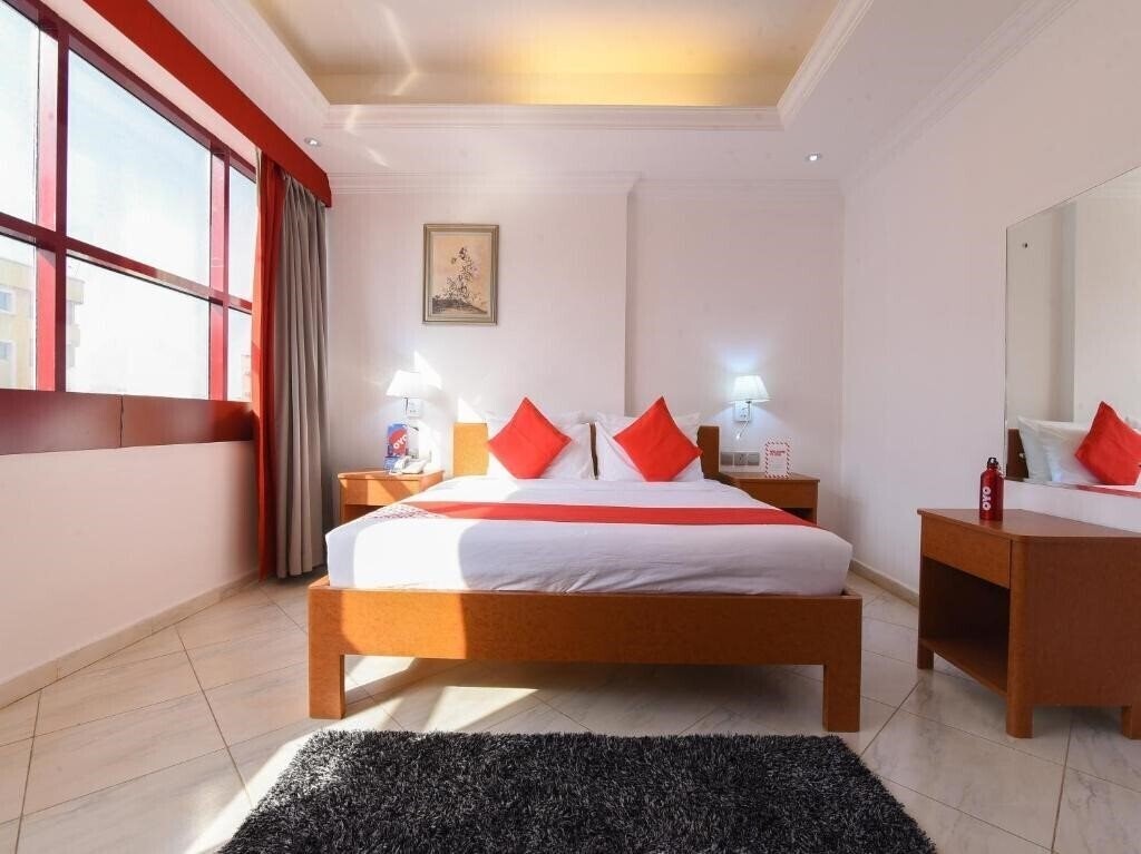 Апартаменты Mirage Hotel (ex. Oyo 272 Mirage Hotel) 2*