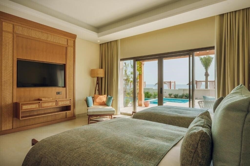 Вид Naama Beach Villas & Spa 5*