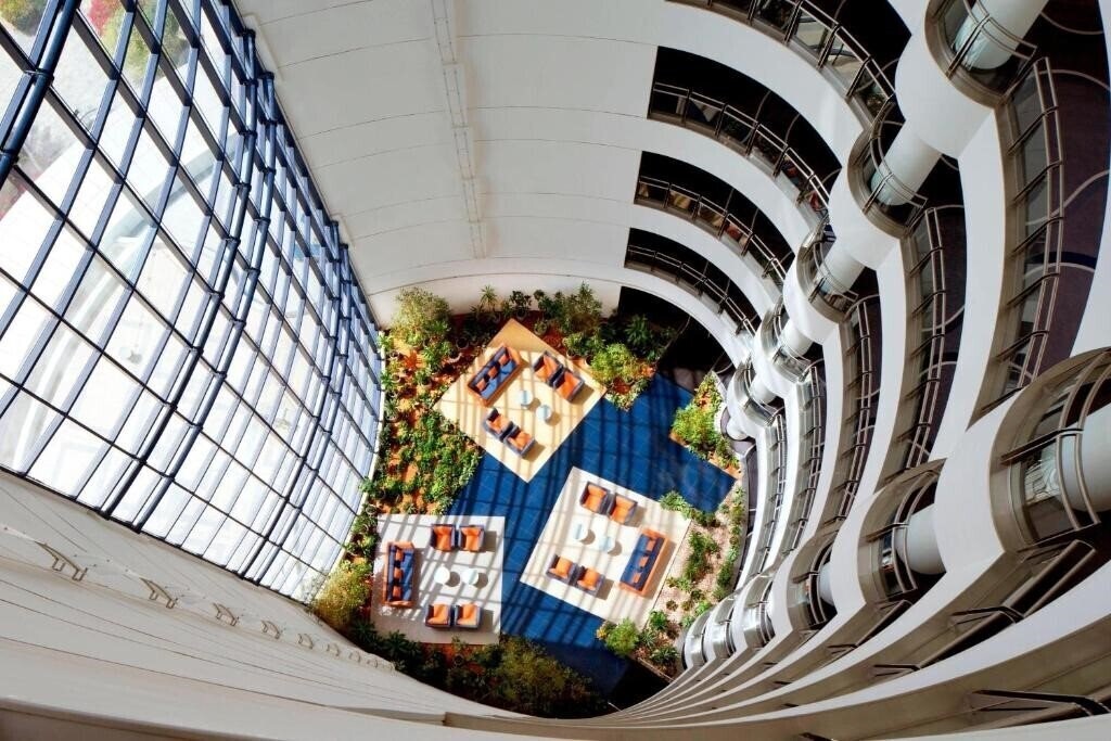 Панорама Le Meridien Al Aqah Beach Resort 5*