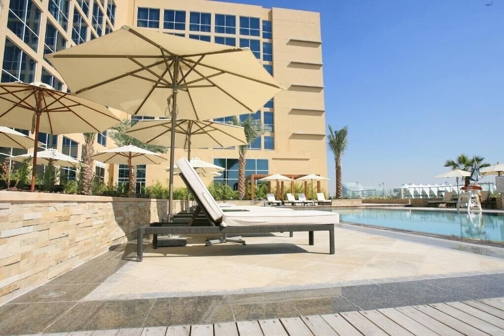Вид Centro Yas Island Abu Dhabi 3*