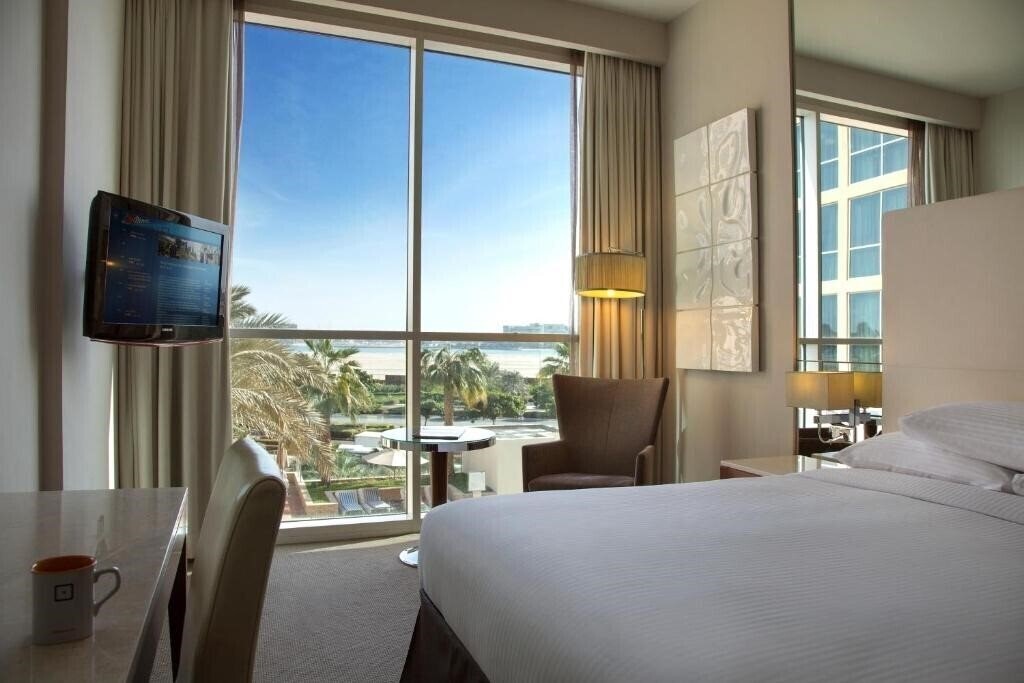 Вид Centro Yas Island by Rotana 3*