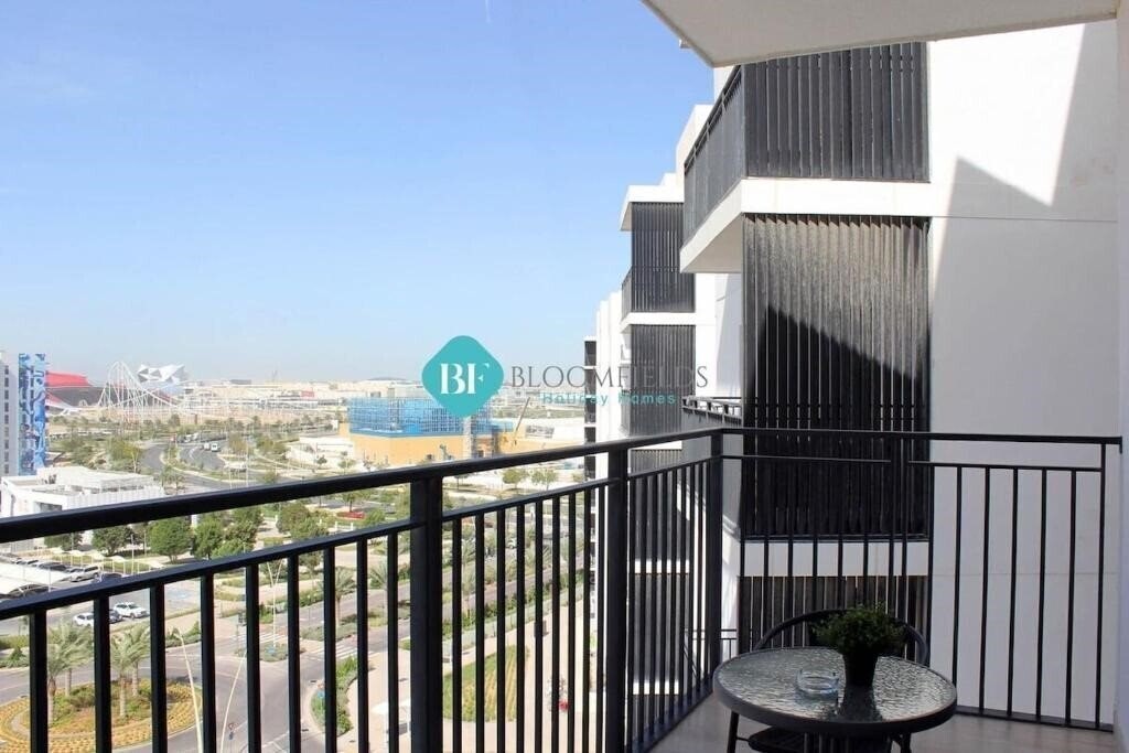 Панорама Lavish 1br Apartment-Yas Island - 4*
