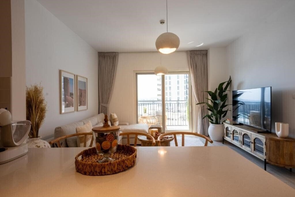 Вид Otolo Homes Apartments on Yas Island 3*