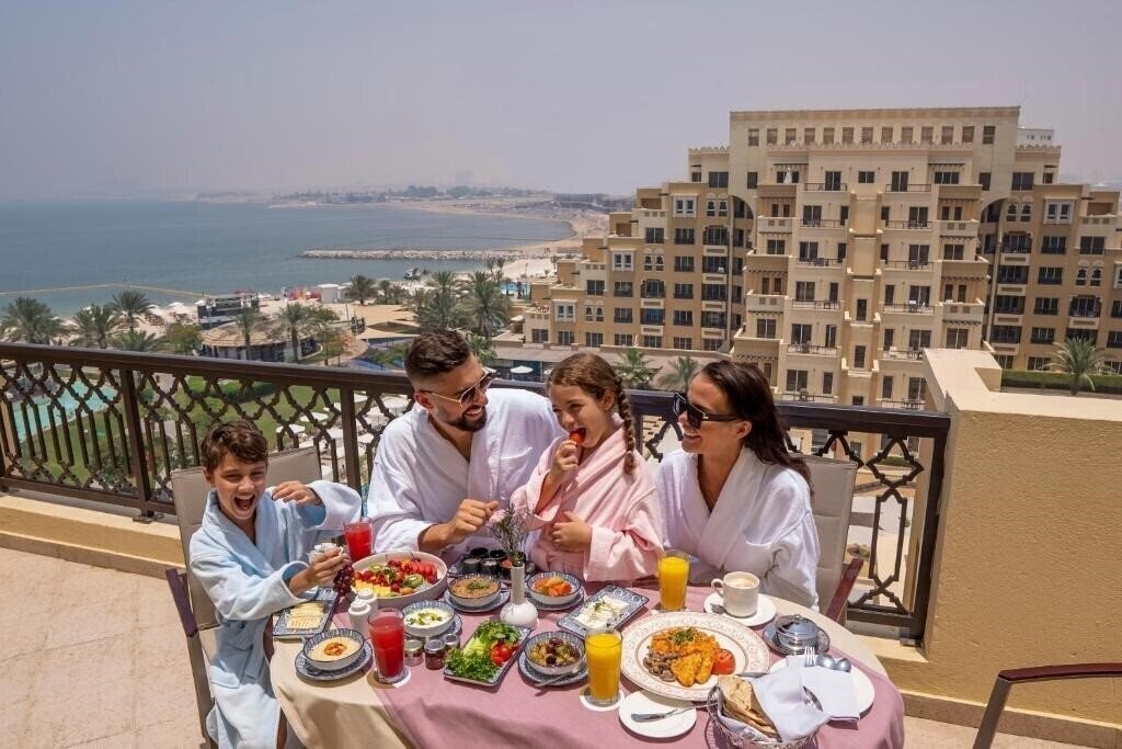 Панорама Rixos Bab Al Bahr 5*
