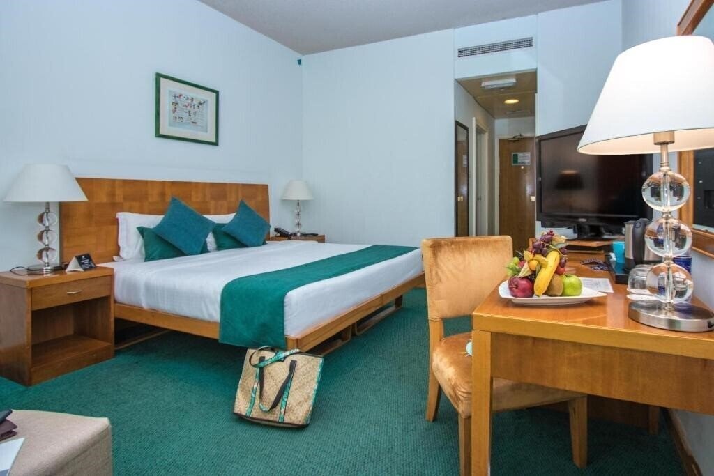 Территория BM Beach Hotel (ex. Bin Majid Beach Hotel) 4*