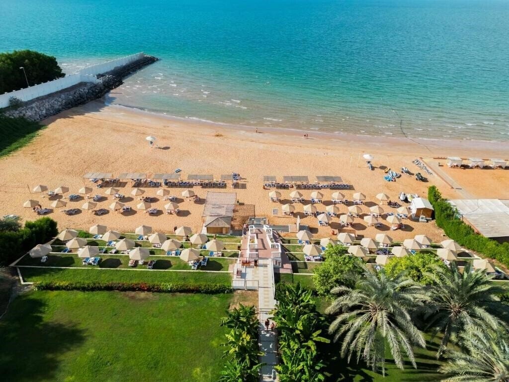 Картинка BM Beach Hotel (ex. Bin Majid Beach Hotel) 4*