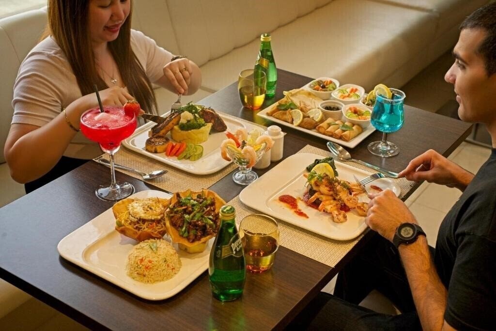 Панорама Tulip Inn Ras Al Khaimah 3*