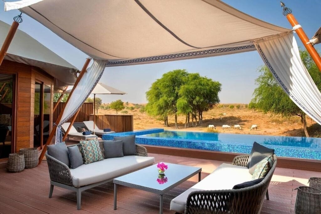 Отель The Ritz Carlton Ras Al Khaimah Al Wadi Desert 5*