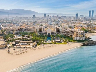 Отель Flamingo Beach Resort 3*