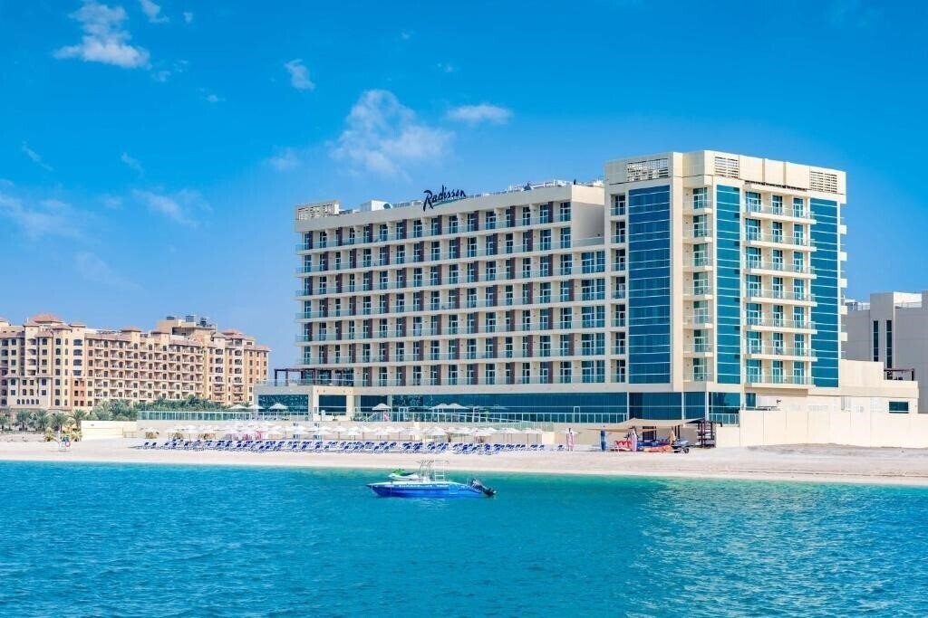 Отель Radisson Resort Ras Al Khaimah, Marjan Island 4*