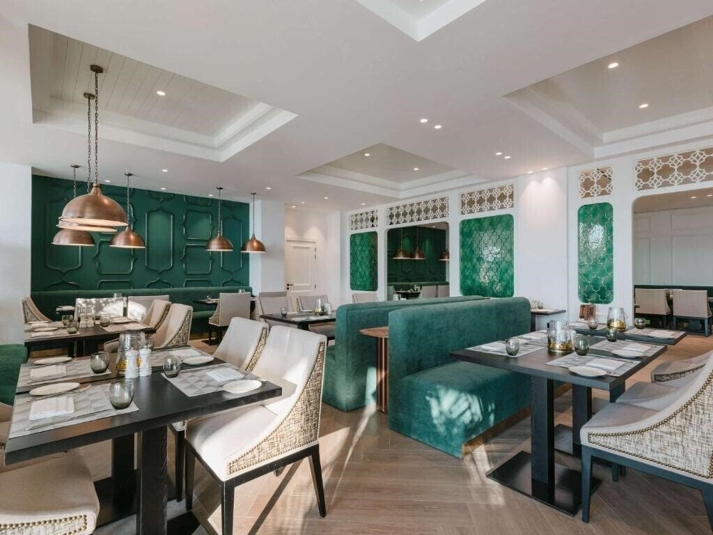 Вид Sofitel Al Hamra Beach Resort 5*