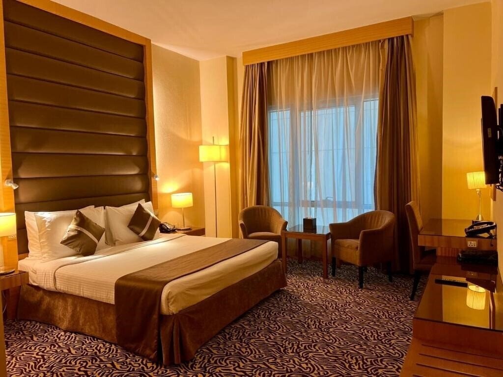 Панорама Copthorne Hotel Sharjah (ex. Copthorne by Millenium Sharjah) 4*